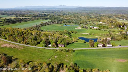 643 Eichybush Rd, Kinderhook, NY, 12106-2709 | Card Image