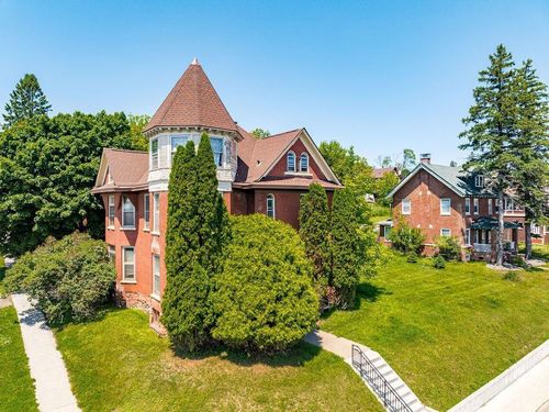 1801 E 4th St, Duluth, MN, 55812-1361 | Card Image