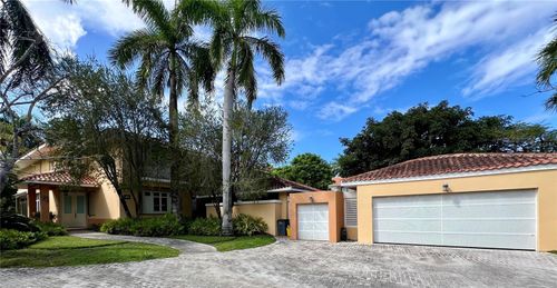 13 Dorado Bch E, Dorado, PR, 00646-2046 | Card Image