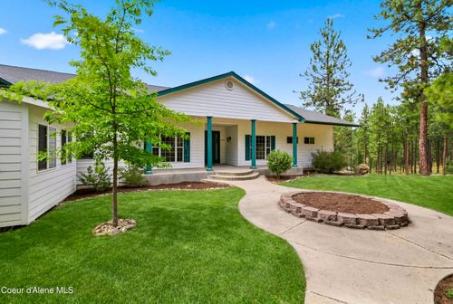 18772 W Riverview Dr, Post Falls, ID, 83854-7110 | Card Image