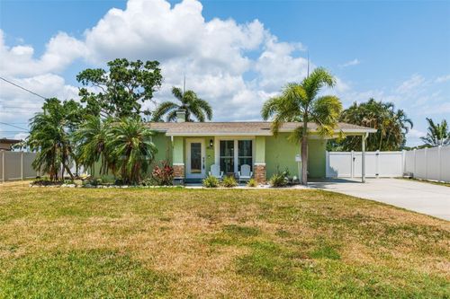 4681 Carson St Ne, ST PETERSBURG, FL, 33703-4239 | Card Image