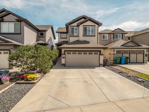386 Moonlight Way W, Lethbridge, AB, T1J5K1 | Card Image