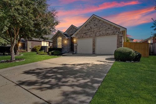 765 Bent Wood Pl, Round Rock, TX, 78665-1174 | Card Image