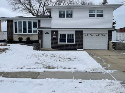 7454 160th St, Tinley Park, IL, 60477-1317 | Card Image