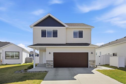 5505 11th St W, West Fargo, ND, 58078-8555 | Card Image