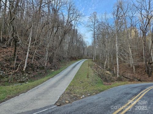 80 Choke Berry Rdg, Sylva, NC, 28779-1260 | Card Image