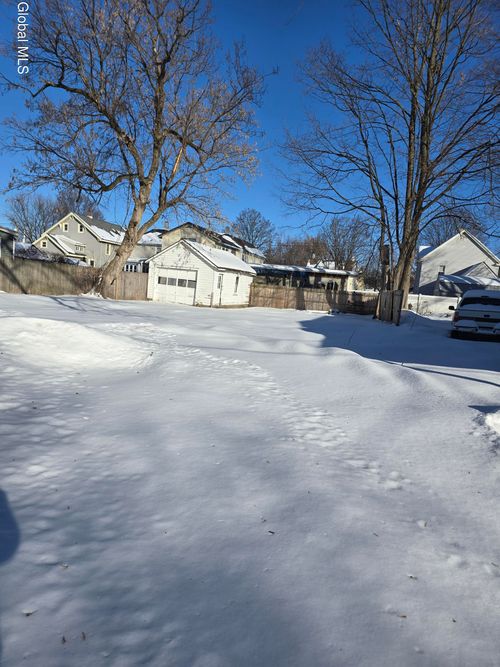 14 Stevens St, Glens Falls, NY, 12801-3424 | Card Image