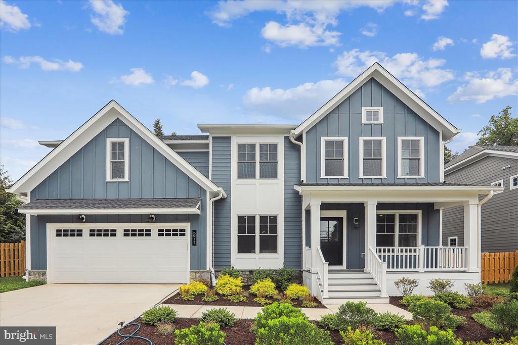 Lone Oak Dr, Bethesda, MD 20814
