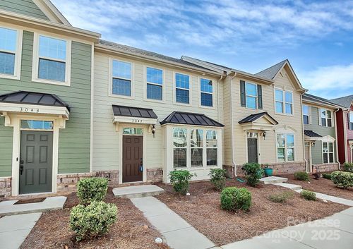 3047 Potomac River Pkwy, Charlotte, NC, 28217-4571 | Card Image