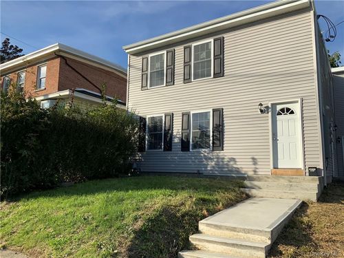 754 Broadway, Newburgh, NY, 12550-6506 | Card Image