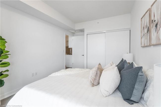 807 - 550 N Service Rd, House attached with 2 bedrooms, 2 bathrooms and 1 parking in Grimsby ON | Image 19