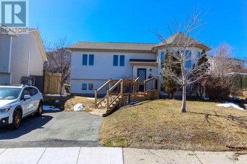 7 Carrisbrooke Place, Paradise, NL, A1L1J7 | Card Image