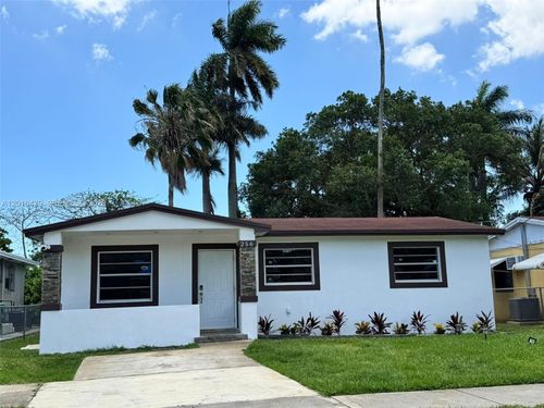 256 Nw 82nd Ter, Miami, FL, 33150-2955 | Card Image