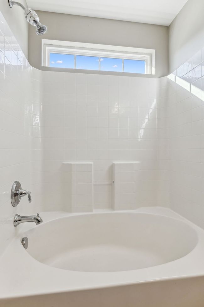 8202 Lenox Creekside Dr, Townhouse with 2 bedrooms, 3 bathrooms and 2 parking in Antioch TN | Image 35