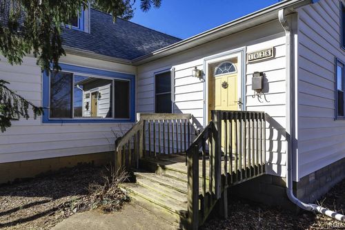 1028 S Henderson St, Bloomington, IN, 47401-5969 | Card Image