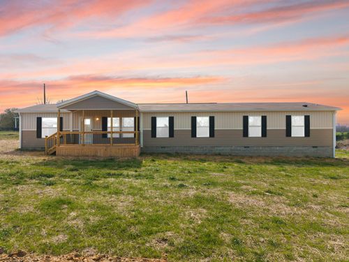 906 Denney Rd, Albany, KY, 42602-7039 | Card Image