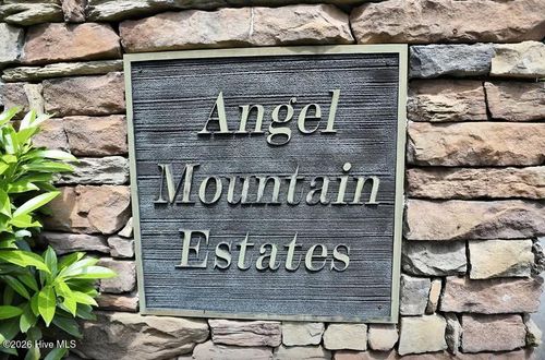 14 Creekside Dr, Murphy, NC, 28906-6890 | Card Image