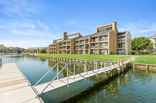 305a-12600 Melville Drive, Montgomery, TX, 77356 | Card Image