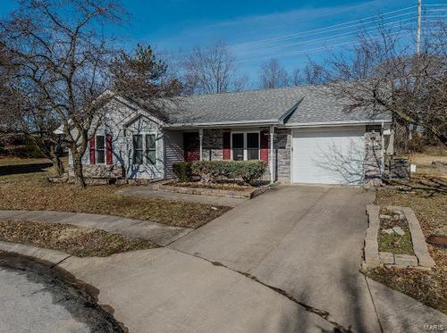 895 Azalea Ct, Osage Beach, MO, 65065-9719 | Card Image