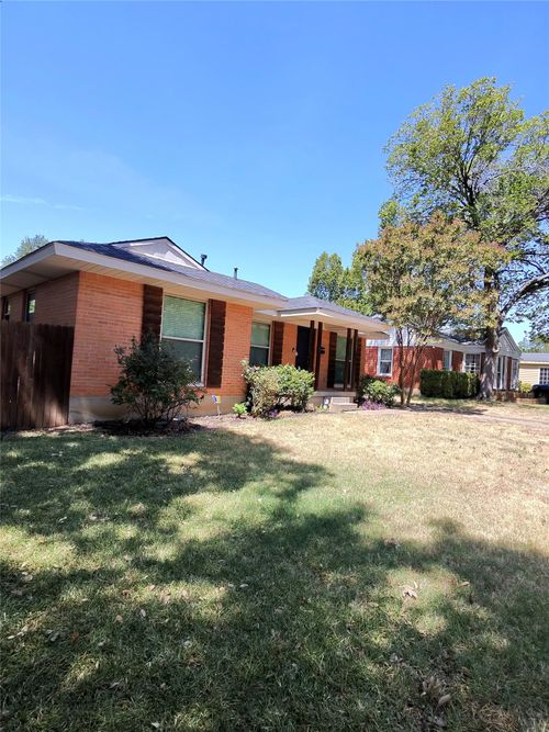 3241 S Edgefield Ave, Dallas, TX, 75224-3101 | Card Image