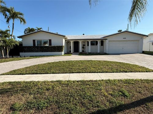 4450 Nw 9th St, Coconut Creek, FL, 33066-1528 | Card Image