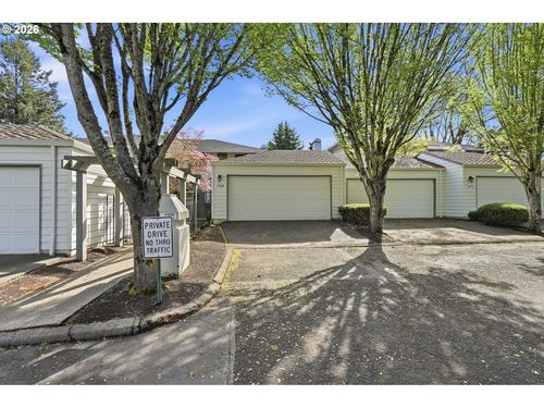 31836 Sw Fairway Village Loop, Wilsonville, OR, 97070-6409 | Card Image