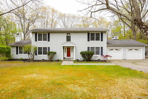 33 Willow Brook Rdg, Clinton Corners, NY, 12514-2731 | Card Image