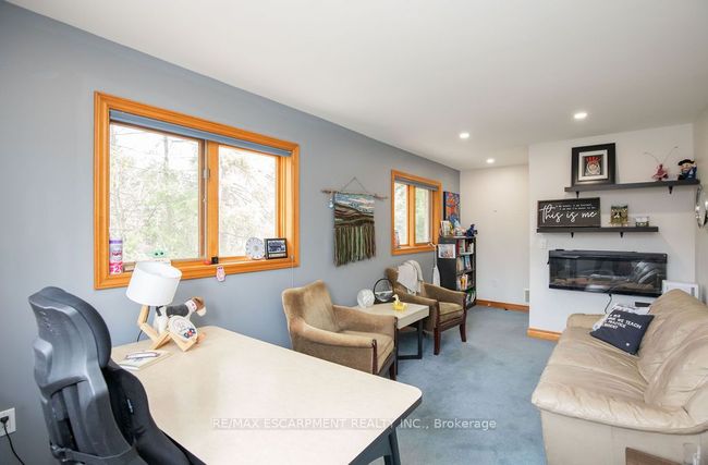 144 Wilson St E, Home with 0 bedrooms, 4 bathrooms and 24 parking in Ancaster ON | Image 27