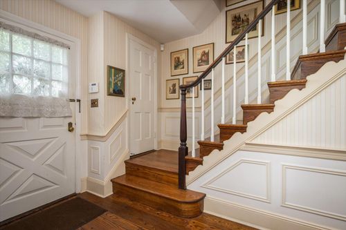 38 Mason Dr, Manhasset, NY, 11030-2008 | Card Image