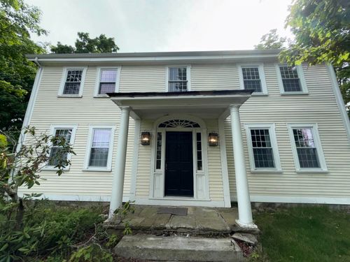 55 Chester St, Chester, NH, 03036-4308 | Card Image