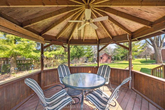 35 Frances Dr, House other with 6 bedrooms, 3 bathrooms and 4 parking in Forest ON | Image 37