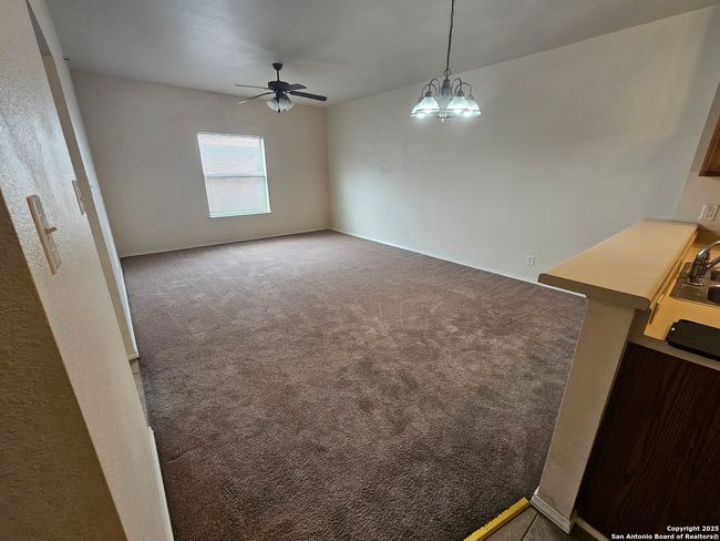 Combined Dining/Living Room | Image 7