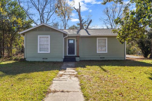 402 Gay Ave, Palestine, TX, 75801-5102 | Card Image