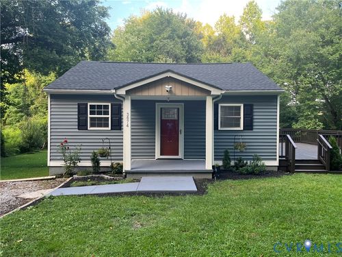 3074 Rocky Ford Rd, Crewe, VA, 23930-3825 | Card Image