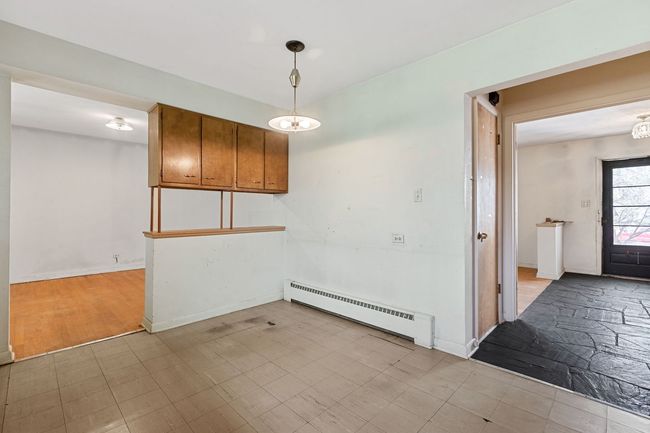 1343 Sleepy Hollow Rd, House other with 3 bedrooms, 2 bathrooms and 2 parking in Glenview IL | Image 12