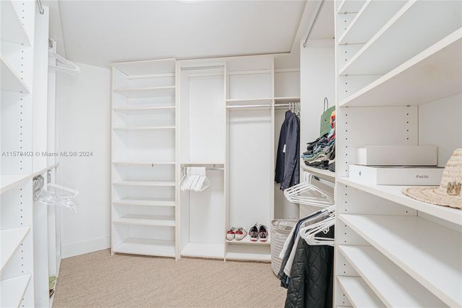 LPH07 - 19333 Collins Ave, Condo with 3 bedrooms, 3 bathrooms and null parking in Sunny Isles Beach FL | Image 23