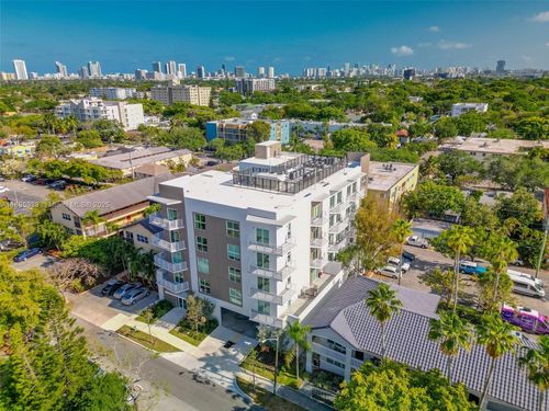 306-1938 Jackson St, Hollywood, FL, 33020-7831 | Card Image