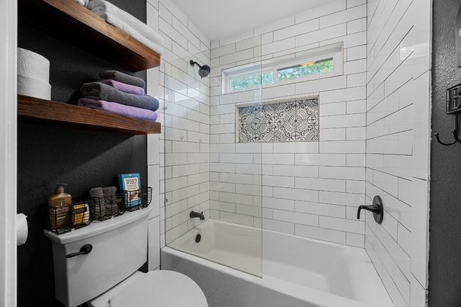 Gorgeous tilework | Image 32