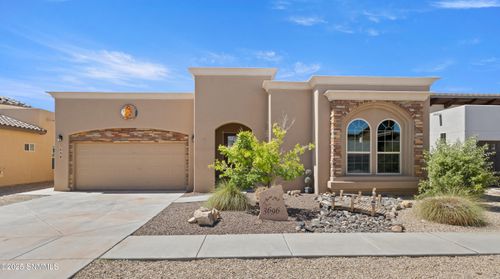 3696 Santa Cecilia Ave, Las Cruces, NM, 88012-7492 | Card Image