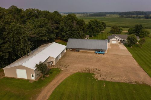 3750 Pokegama Lake Rd, Grasston, MN, 55030-3141 | Card Image