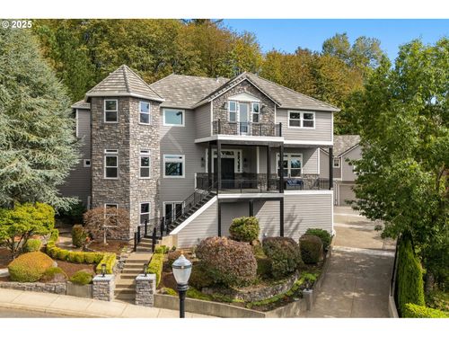 3720 Nw Devoto Ln, Portland, OR, 97229-8077 | Card Image