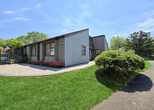 180 Strathmore Gate Dr, Stony Brook, NY, 11790-3037 | Card Image