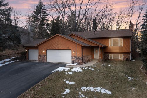 4615 Parkridge Drive, Eagan, MN, 55123 | Card Image