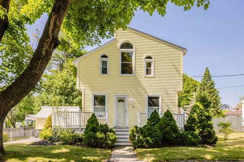 13 Wood St, Somerset, MA, 02726-5226 | Card Image