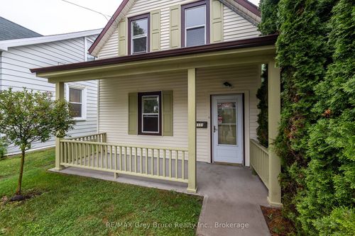 1131 3rd Ave W, Owen Sound, ON, N4K4P9 | Card Image