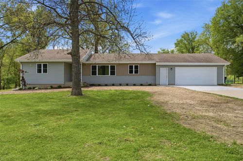 1033 Rolling Glen Dr, Marion, IA, 52302-5929 | Card Image