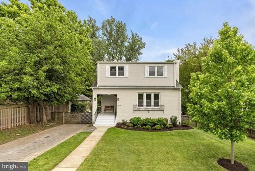 2030 Luzerne Ave, SILVER SPRING, MD, 20910-2133 | Card Image