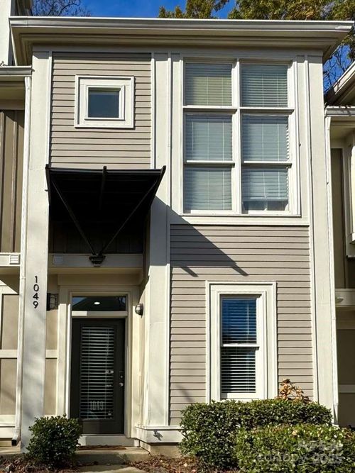 1049 Park West Dr, Charlotte, NC, 28209-1398 | Card Image
