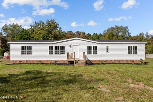 2486 Quail Ln, Deep Run, NC, 28525-9426 | Card Image