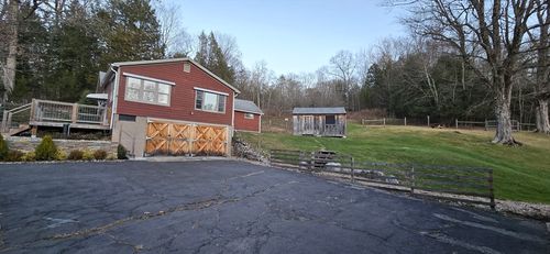 117 Russellville Rd, Southampton, MA, 01073-9508 | Card Image